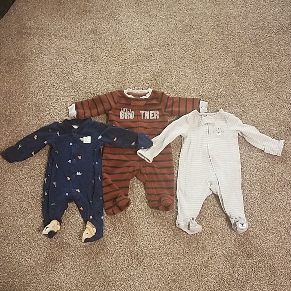 Newborn sleepwear
